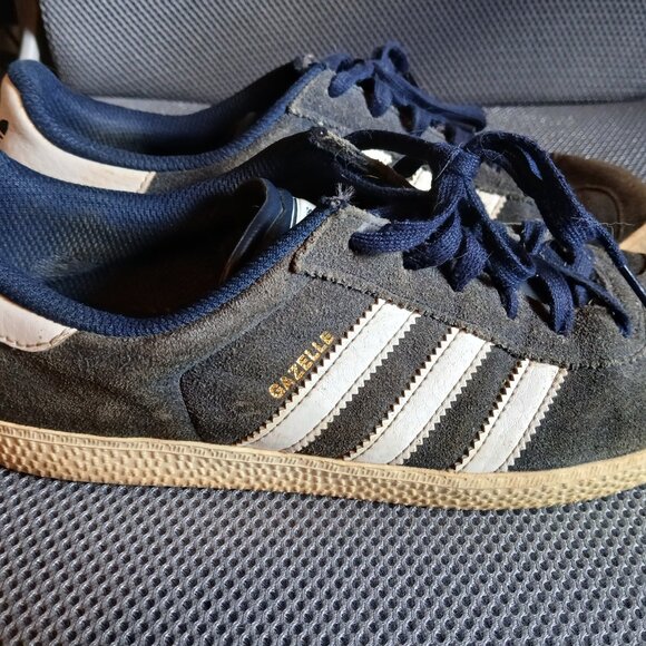 Adidas Samba OG Women Sneakers 8 (Tag is 7.5) Red w/Bonus Pair of Loved Gazelles - Picture 12 of 14